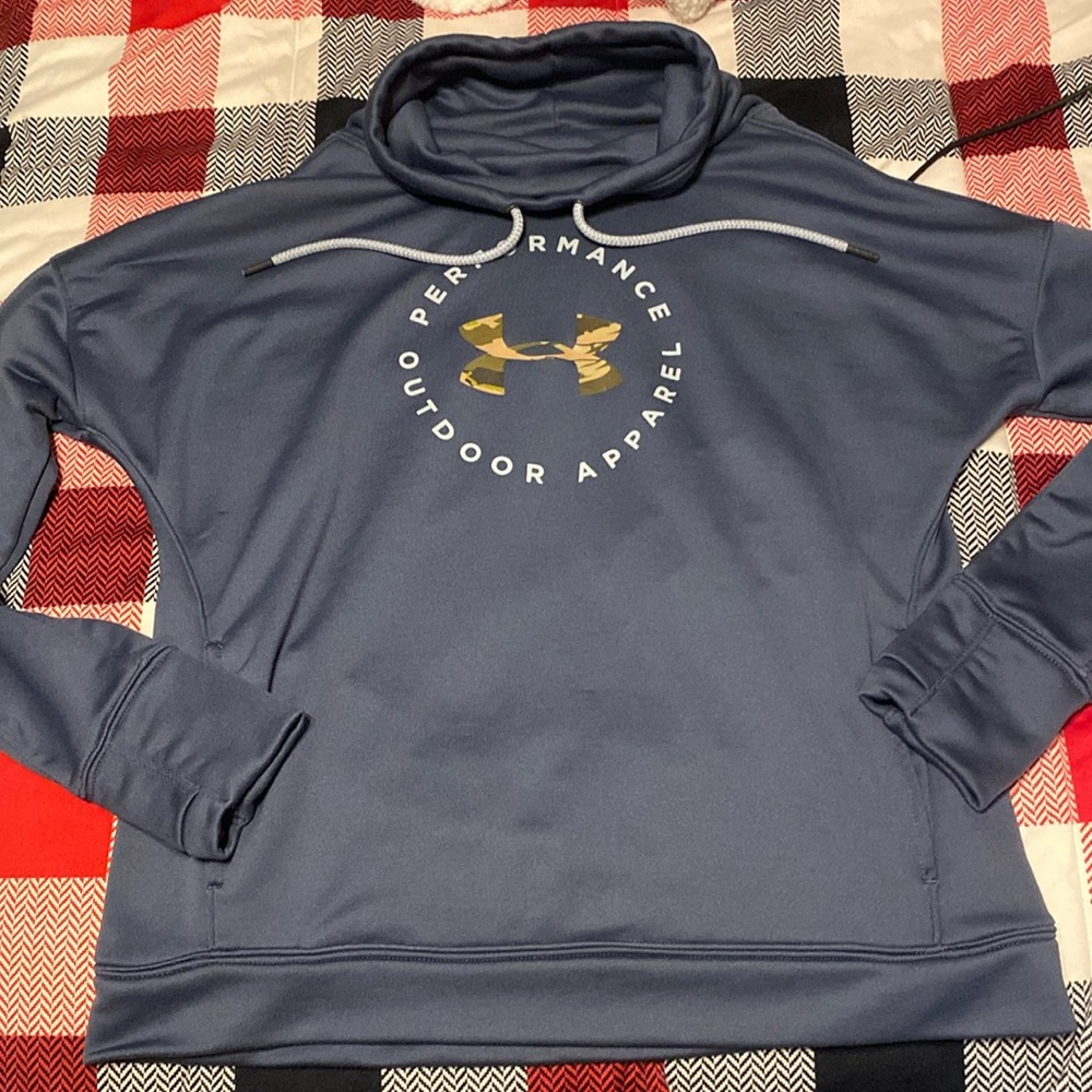 Dark grey Under Armour sweatshirt